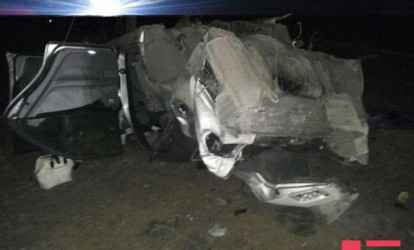 Şəmkir postu yaxınlığında dəhşətli qəza: 2 ölü, 1 yaralı