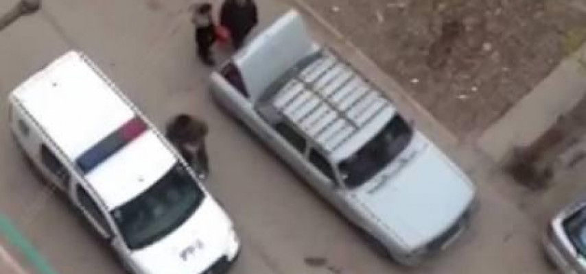 Polislərin rüşvət aldığı VİDEO yayıldı - Bakıda