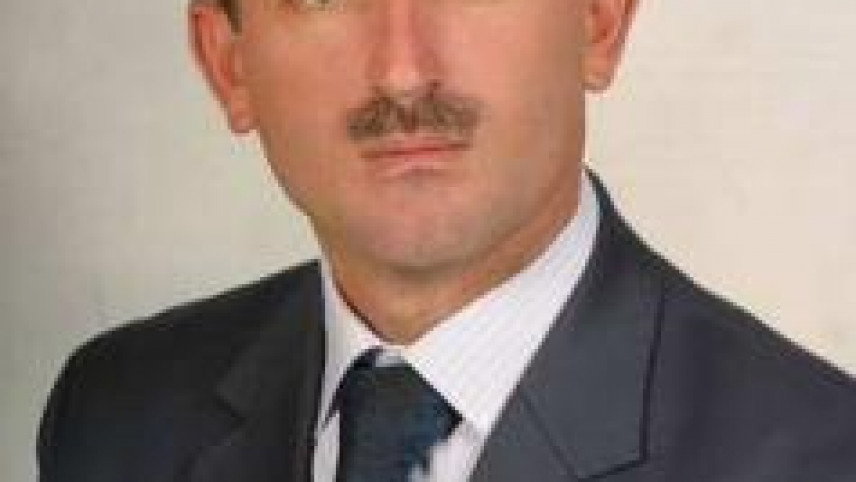 Tanınmış hüquqşünas avtomobil qəzasına düşüb
