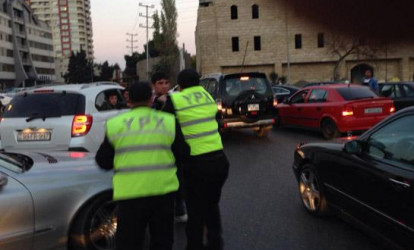 Bakıda yol polisini şərləyən sürücülər ifşa olundu