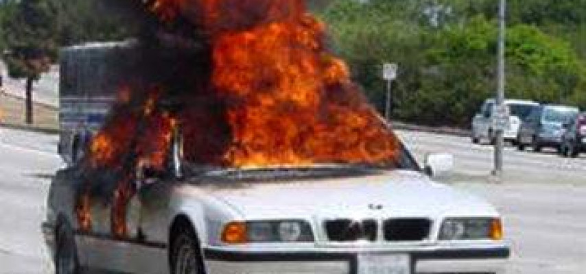 Masazırda "BMW" yandı