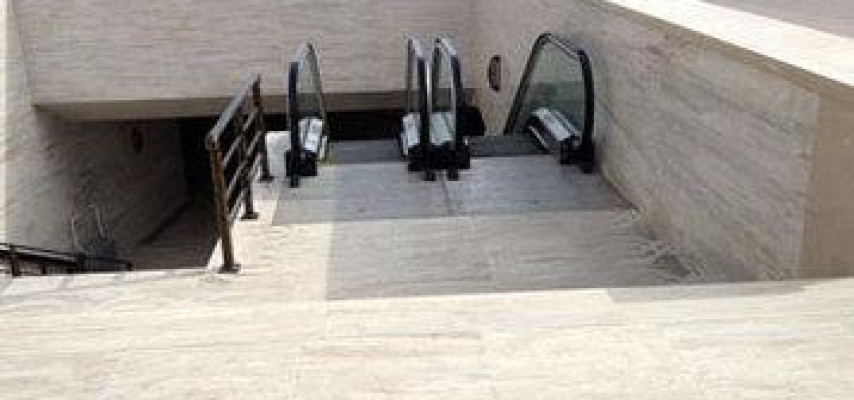 Bakının yeraltı keçidlərində yeni aparatlar