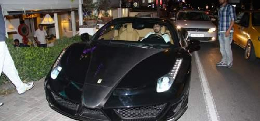 "Beşiktaş"lı futbolçunun yeni "Ferrari"si