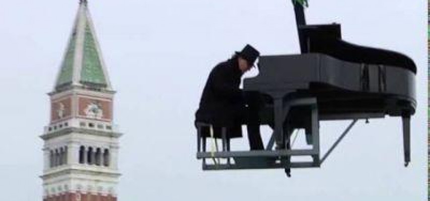 Uça-uça piano ifa etdi