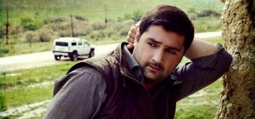 İzzət: "Ər evə gəlir, qadın maşına minib qəlyan çəkməyə gedir"