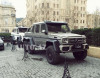 Bakıda eksklüziv avtomobillərlə at oynadan ərəb şeyxləri