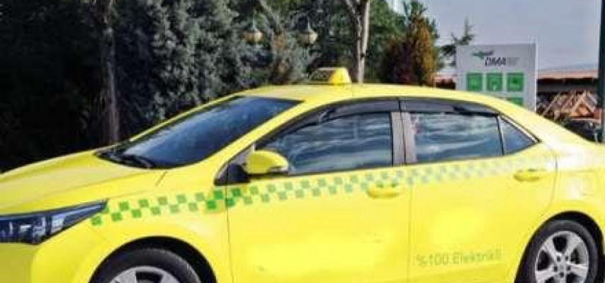 Elektriklə çalışan taksilər