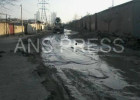 Bakıda hələ də belə bərbad yol var