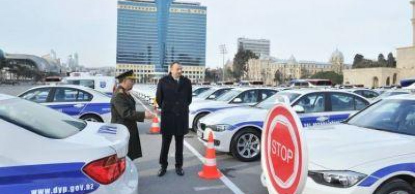 Yeni gətirilən polis maşınlarının - HEYRƏTAMİZ ÖZƏLLİYİ