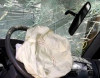 Bakıda avtomobil şirkət avtobusu ilə toqquşub