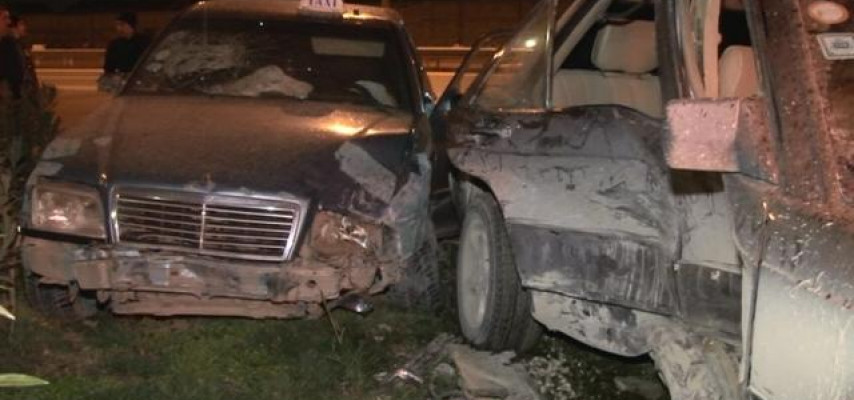 Sürücülər qəzadan sonra müstəntiqin yanında dalaşdılar