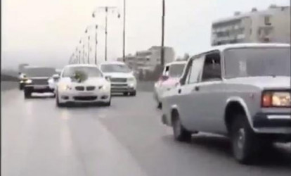 Bakıda «avtoş» toy kortejində oyun çıxardı – VIDEO