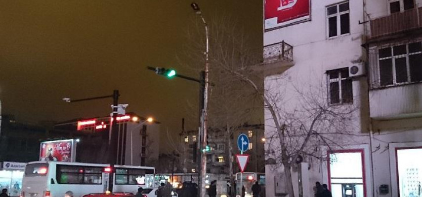 Bakının gözəgörünməz işıqforları; onları DYP də «görmür»