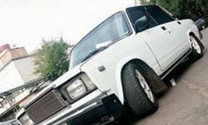 Avtomobil 7 yaşlı uşağı öldürdü