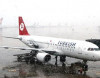 Təyyarə torpağa batdı