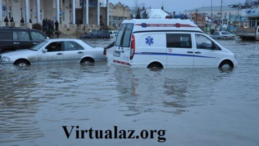 Sabunçu vağzalının ətrafı gölə döndü