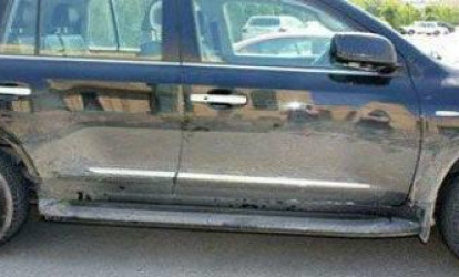 Nadir Qafarzadənin bahalı maşınına hücum – FOTO