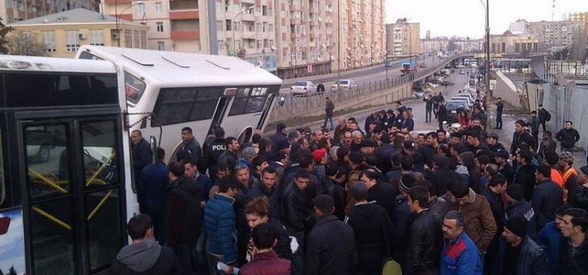 Bakıda avtobus ağır qəza törətdi
