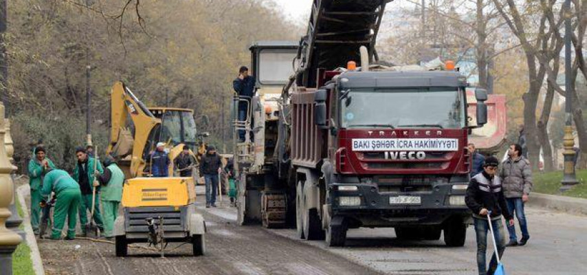 Paytaxtda daha bir yol təmirə bağlanır