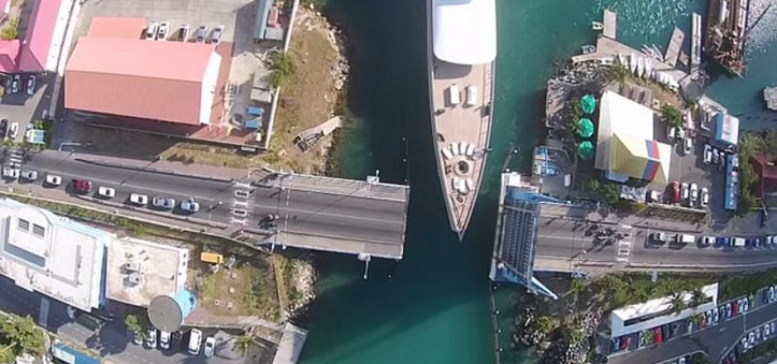 Stiv Cobsun yaxtası oradan zorla keçdi