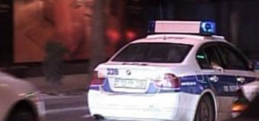 Sərnişin bıçaqla yol polislərinə hücum etdi