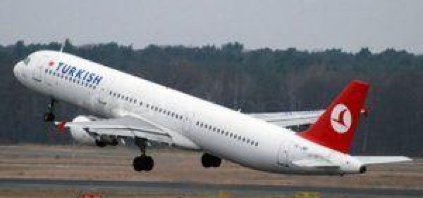 Bakı-İstanbul aviareysinə biletin qiyməti aşağı salındı