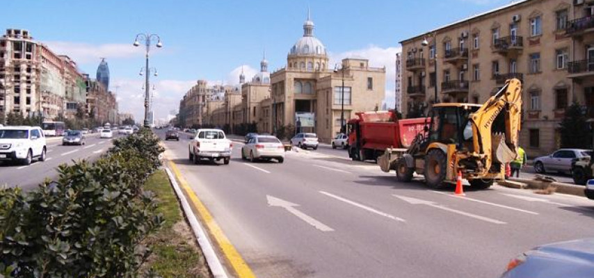 Daha bir yol təmir edilir