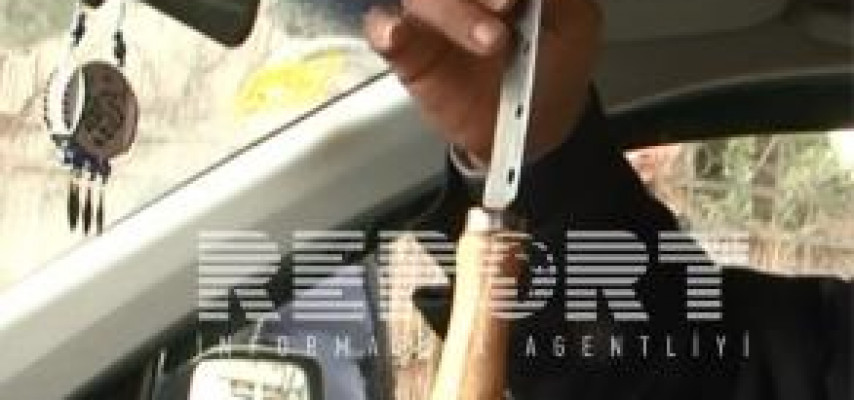 Sürücü yol polislərinə bıçaq çəkdi