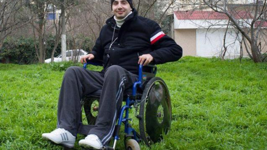 Sürücünü işdən çıxartdıran əlil danışdı: «Heç bir avtobus məni götürmürdü...»