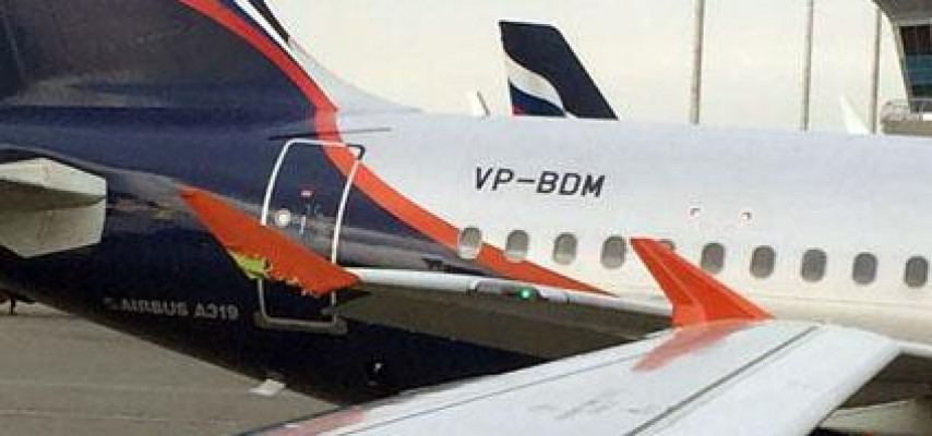 İki aerobus toqquşdu