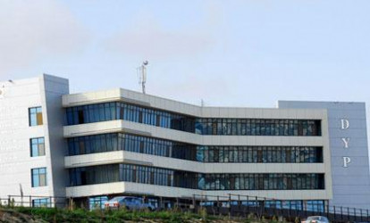 Bakıda Yol Polisi İdarəsinin yanından keçəndə ehtiyatlı olun