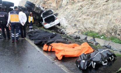 Türkiyədə dəhşətli qəza- 13 ölü