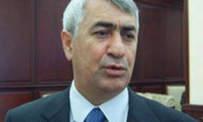 Cavid Qurbanov qiymətləri aşağı saldı - Dəmiryolunda biletlər ucuzlaşdı