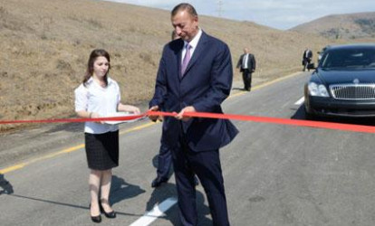 Prezident yol açdı