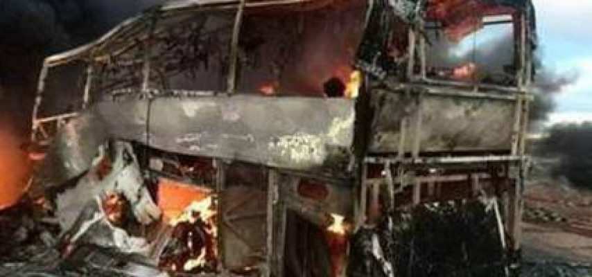 Avtobus yandı, 33 idmançı öldü