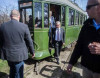 Prezidenti gəzdirən tramvay relsdən çıxdı