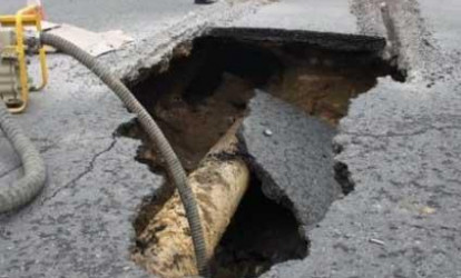 Bakıda yol çökdü