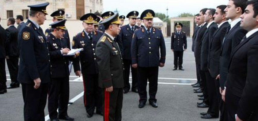 Ramil Usubov 76 nəfəri polisə işə götürdü