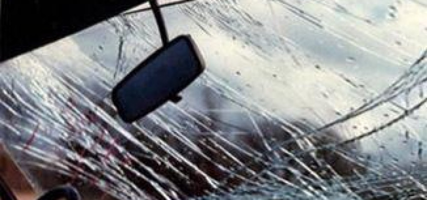 Polis əməkdaşı «Toyota»-nı qaz xəttinə çırpıb