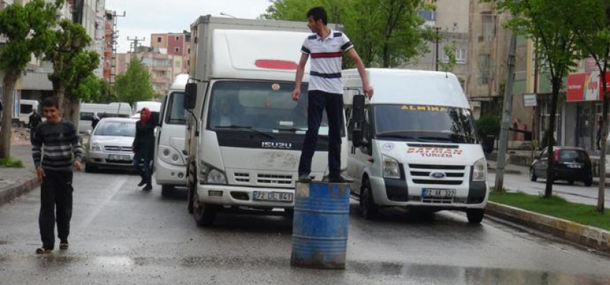 Çəlləyin üstündə 2 km yol getdi