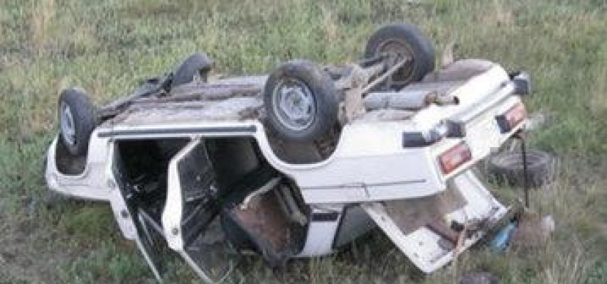 "Volkswagen" "06"nı aşırdı: 3 yaralı