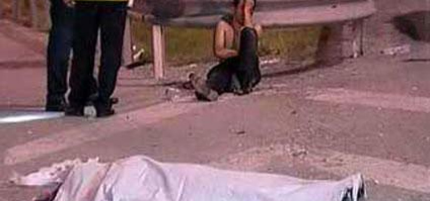 İki qadını maşın vurdu; biri yolda öldü