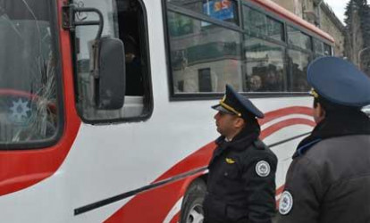 Bakıda bağlanan avtobuslar