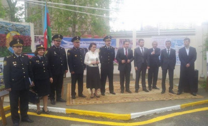 “Yol hərəkəti qaydalarını yadda saxla və riayət et!”