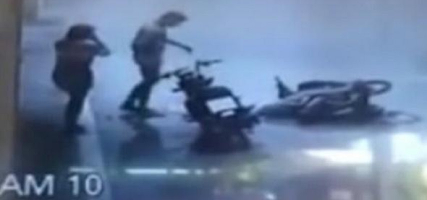 Motoskleti ilə toqquşan adamı döyüb öldürdü