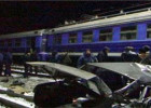 Maşın qatara girdi, ölən və yaralılar var