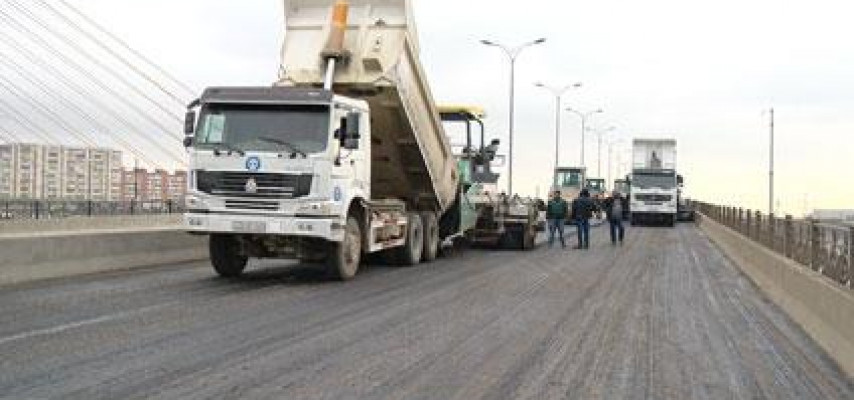 Bakının əsas yolu bağlandı