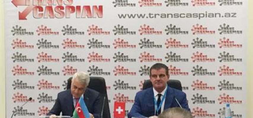 İki mərtəbəli qatarlar gəlir