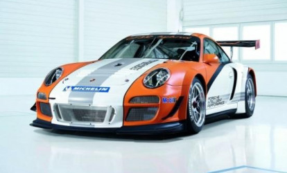 "Porsche 911" hibrid versiyada təklif edilə bilər