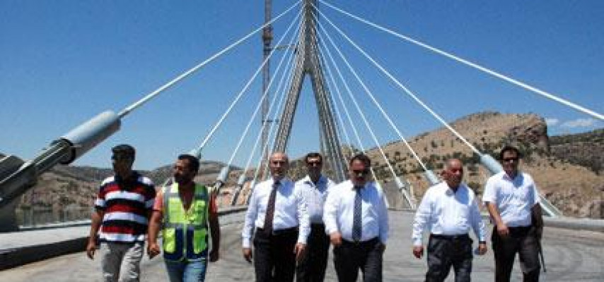 Türkiyənin 3-cü böyük körpüsünün açılışı oldu
